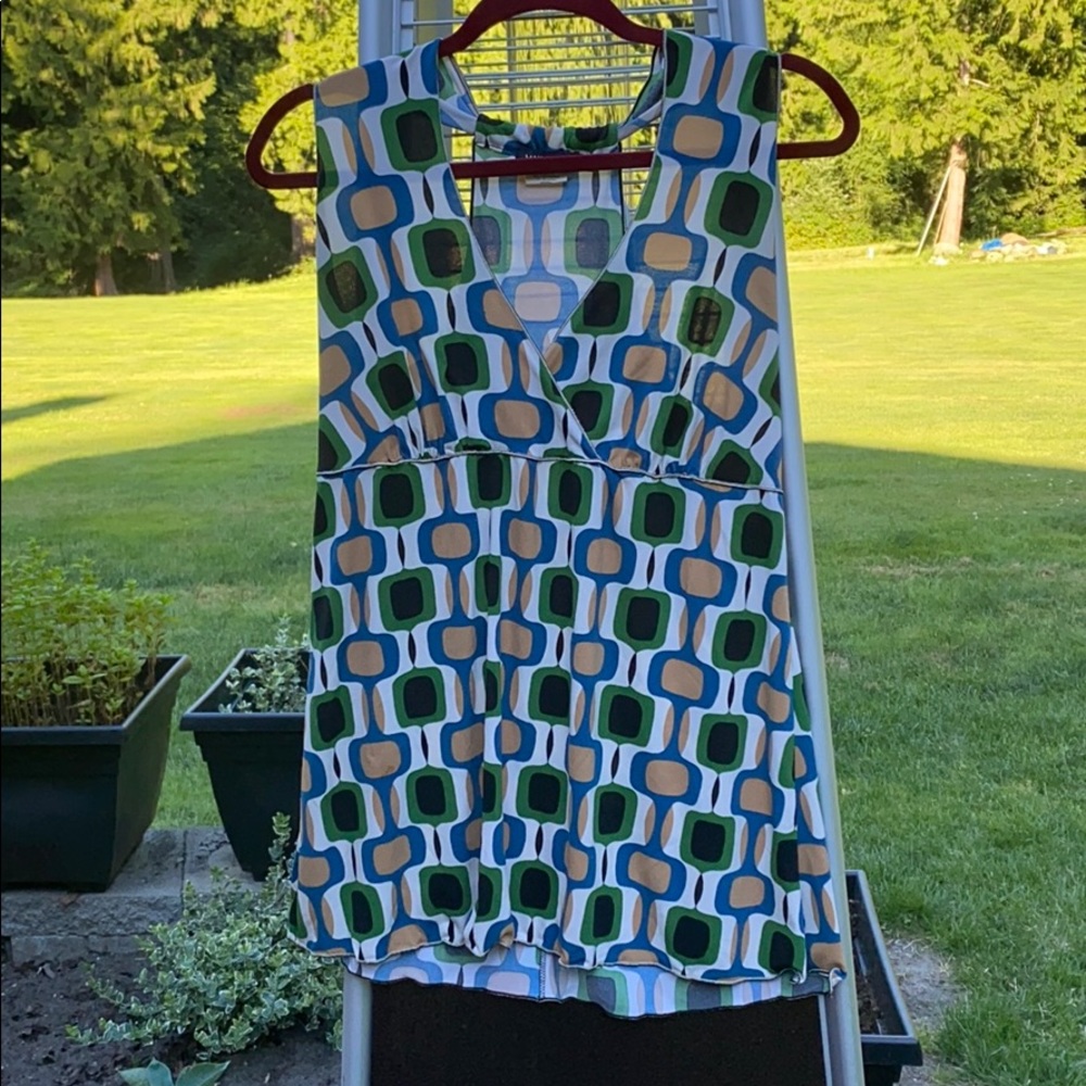 Max edition sleeveless blouse